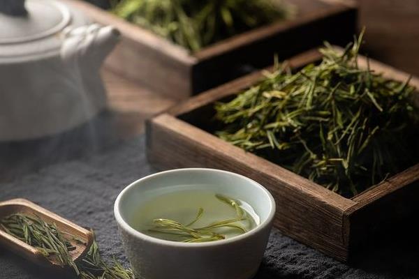 白茶是乌龙茶还是绿茶，既不是绿茶也不是乌龙茶