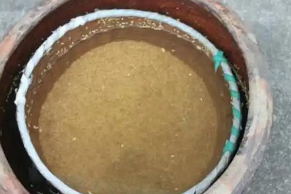 种子药液处理，常用福尔马林、磷酸三钠、多菌灵等浸种