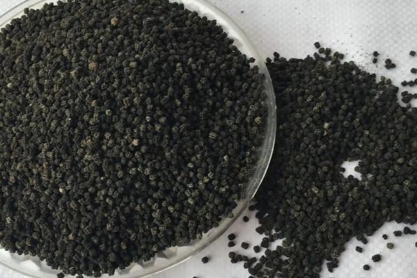 蚕沙能否直接拌土养花，直接使用容易烧根