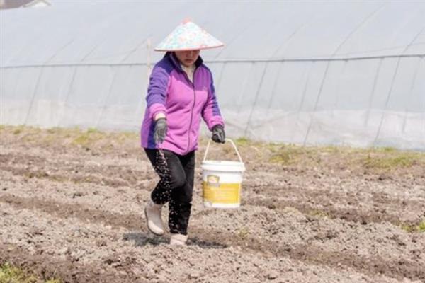 瓜蒌的生长条件，生长适温为18-32℃