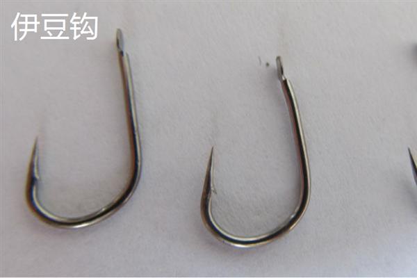 用哪种鱼钩钓淡水白鲳，以小矶钩、伊豆钩、丸世钩等钩型为宜