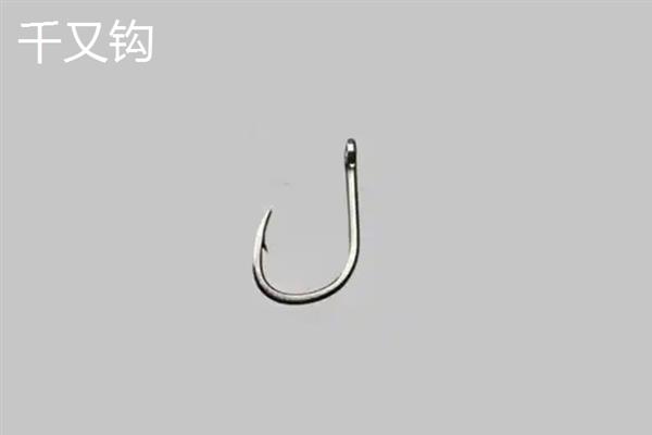 用哪种鱼钩钓淡水白鲳，以小矶钩、伊豆钩、丸世钩等钩型为宜