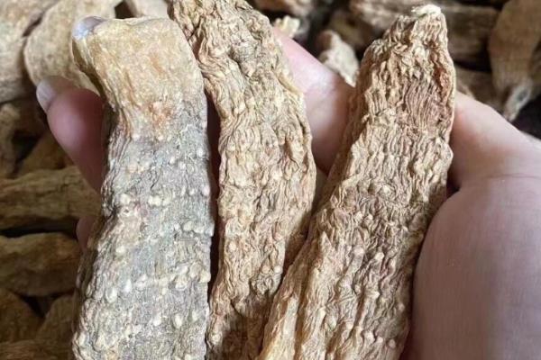纯野生天麻的价格，一斤在130-400元左右