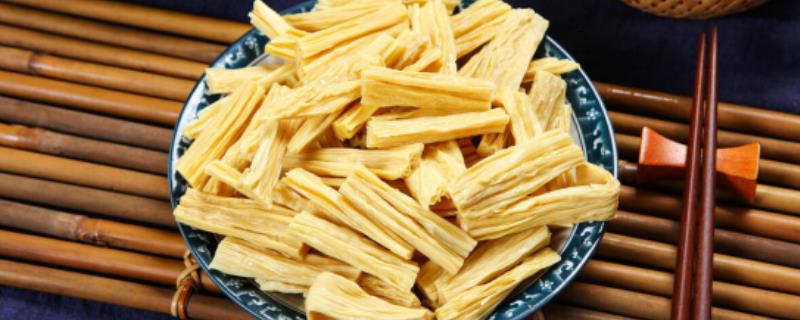 豆制品的种类，常见的有腐竹、豆皮等