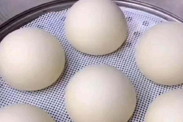 用嫩玉米怎样制作钓鱼饵料，常见的就是将嫩玉米直接脱粒使用