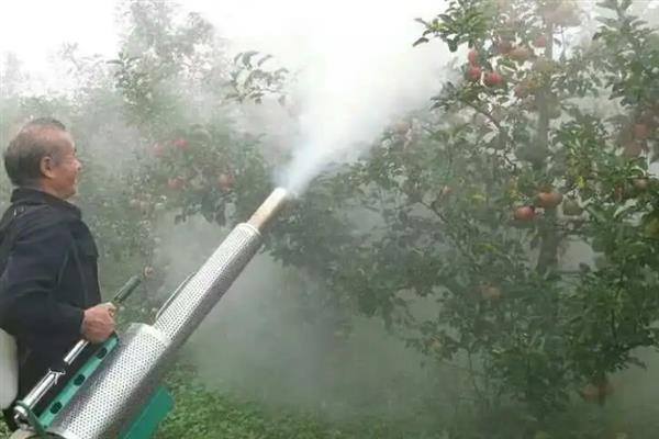 除虫脲和虱螨脲的区别，熔点和在水中的溶解度均不同