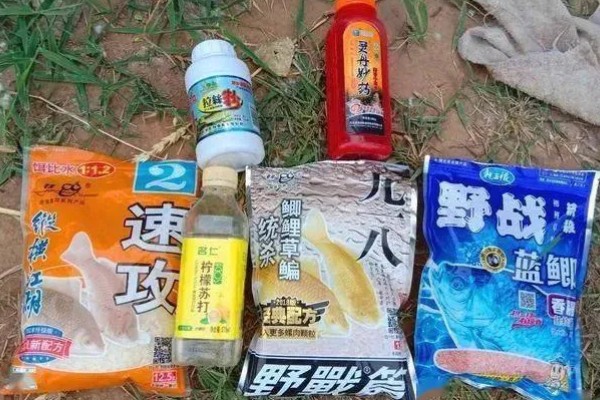 夏天老三样鱼饵怎样配，注意春腥、夏淡、秋香、冬浓