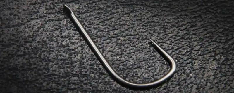 钓白条鱼适合用几号钩，选择1-4号袖钩、1-3号秋田狐钩等钩型