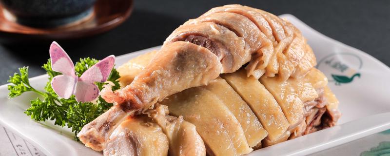 南京有什么小吃特产，牛肉锅贴是传统的民间小吃