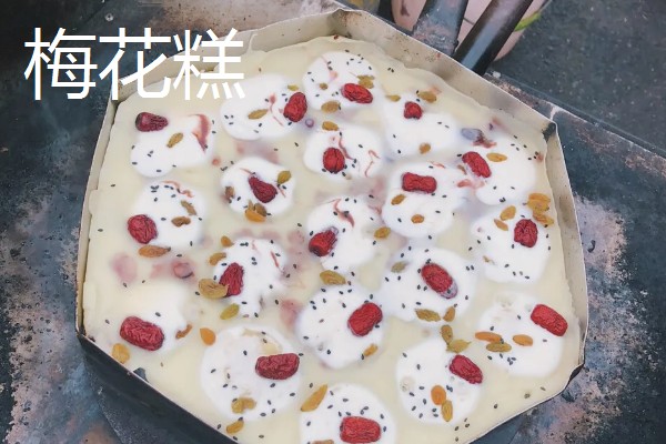 南京有什么小吃特产，牛肉锅贴是传统的民间小吃