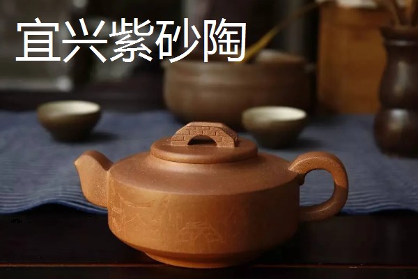 南京有什么小吃特产，牛肉锅贴是传统的民间小吃