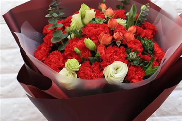 乔迁送花的讲究，要赠送寓意良好的品种