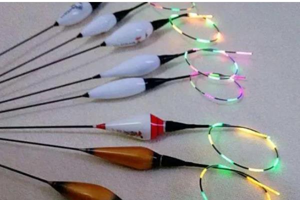 夜光漂吃铅量含电池吗，一般是不含电池的