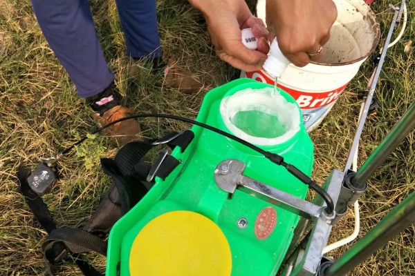 除草剂的兑水量，不同药物的稀释浓度有区别