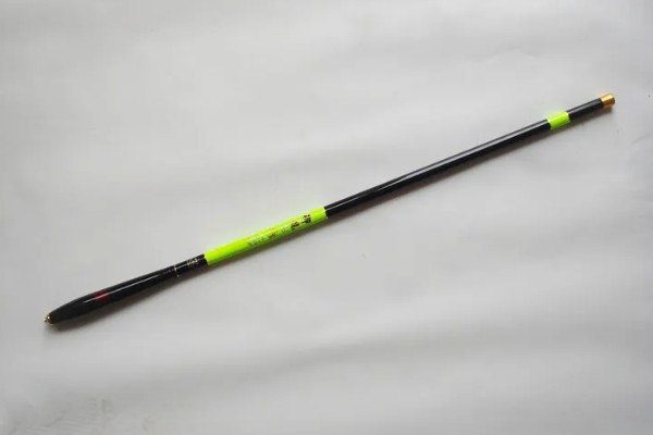 溪流竿可以钓多大的鱼，能钓十几斤的鱼