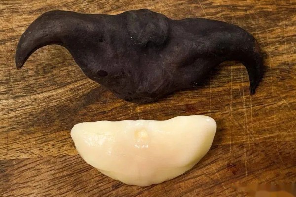 菱角的剥壳方法,先煮后剥更简单