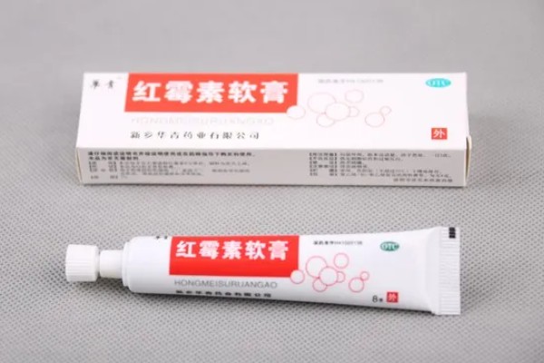 红霉素软膏怎么给乌龟使用,可以直接涂抹在患病的位置