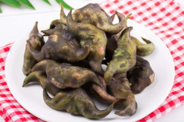 牛角一样的水果叫什么，是指菱角