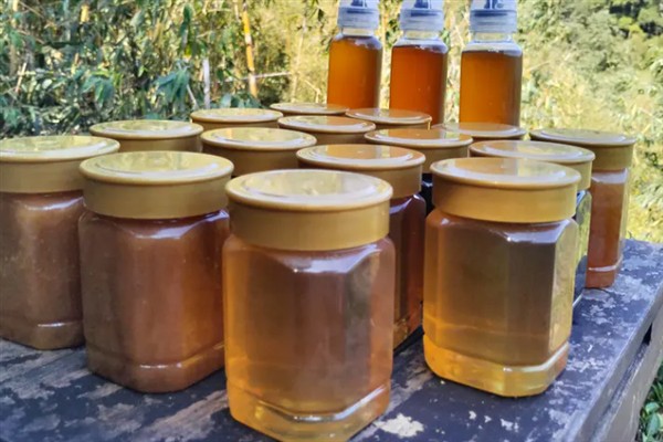 蜂蜜的价格,一斤需要30-100元左右