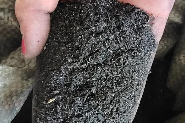 稻壳灰一吨的价格，在320-600元一吨