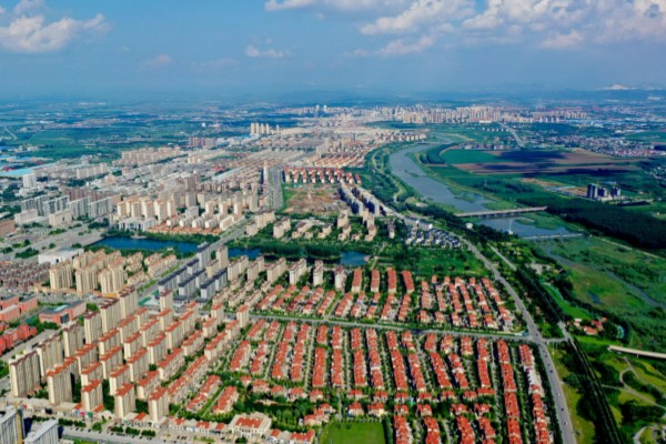 辽宁海城市的特产，有南果梨、海城馅饼等
