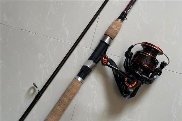 路亚直柄枪柄哪个好，适合用在不同的垂钓环境