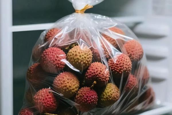 桂味荔枝和糯米糍有什么区别，果核大小、果实外观等方面都不同