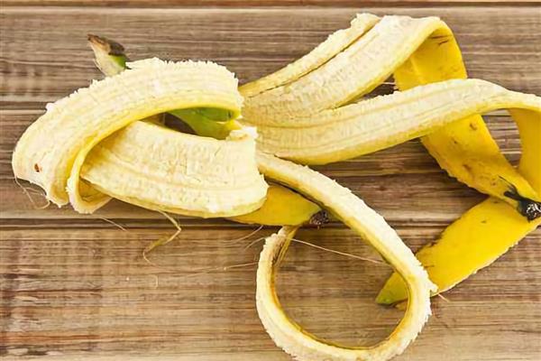 香蕉皮是不是氮肥，可为植株提供钾元素