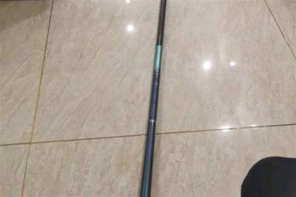 哪些7米2手竿有很高的性价比，战青、擒龙湖库三代等品牌值得推荐