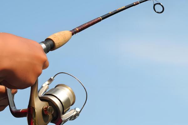 0.8号主线0.6号子线可以钓多大鱼,适合钓半斤至1斤的鱼