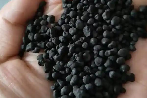 腐植酸肥料有什么作用,可以提高磷肥、钾肥的使用效果