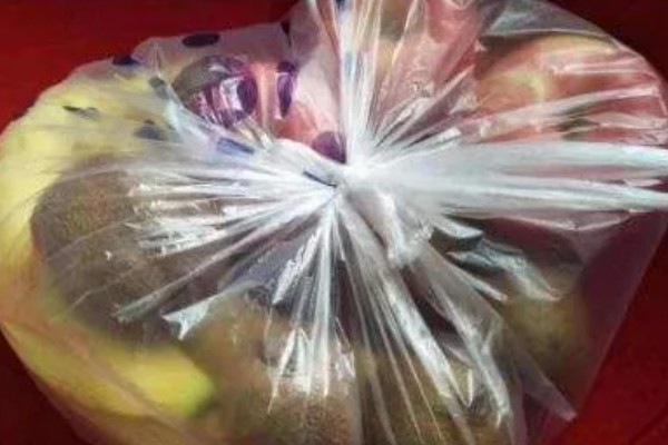 猕猴桃为何叶子干边，主要是缺镁、高温干旱所致