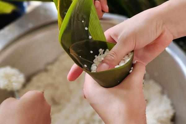 粽子是哪个地方的特色,有北京粽、四川粽、广东粽等