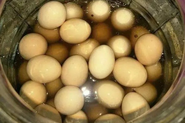 八角简介，是一种风味独特的调味料